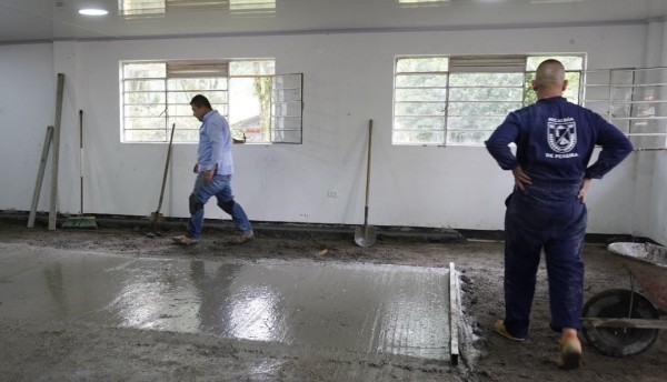 En un 80 por ciento avanza adecuación de la caseta comunal del Kennedy