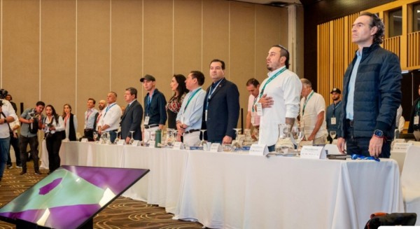 Gobernadores y alcaldes Instan a Gustavo Petro a atender problemáticas regionales