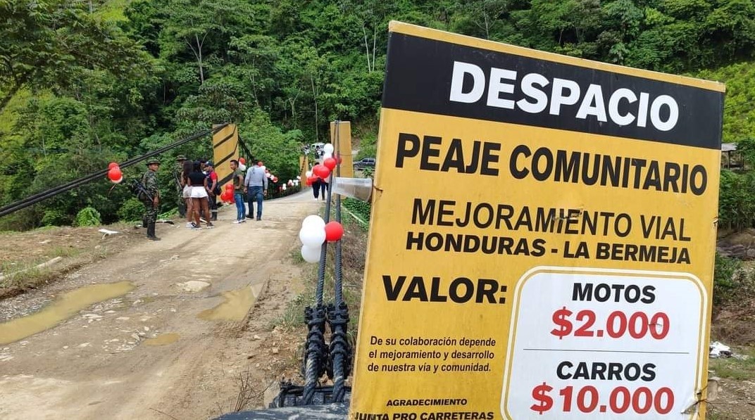 Disidencias de las FARC Inauguran Puente Vehicular en Cauca y Cobran Peaje para Utilizarlo