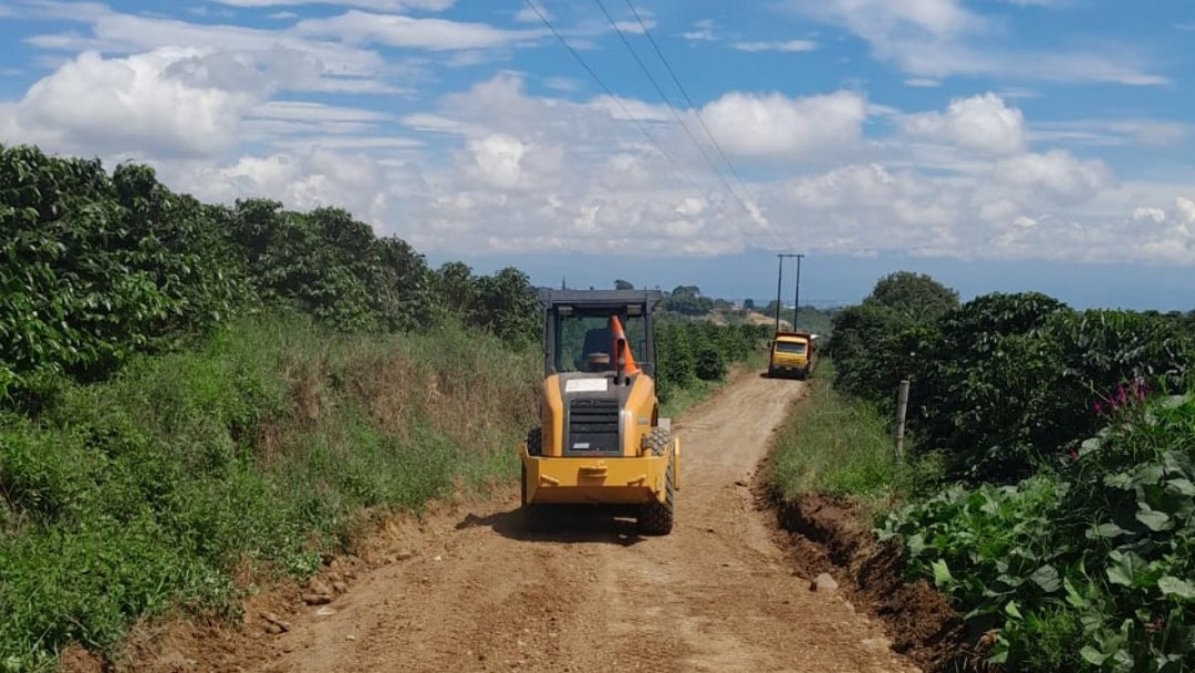 Mantenimientos preventivos en vía guayabal 