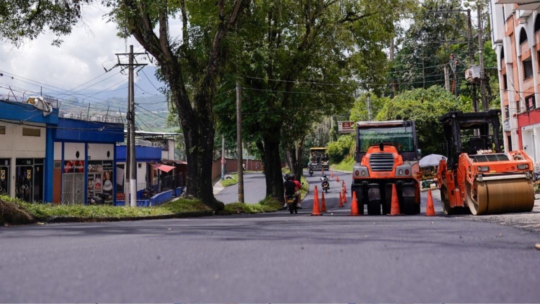 Luego de casi tres décadas de espera, comunidad de Oriente recibe la renovación de la Avenida Santander