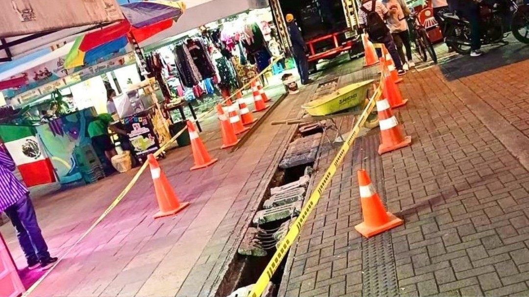 Mantenimiento en sumideros del parque Guadalupe Zapata 