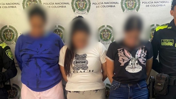 Aseguradas tres mujeres por hechos que vulneraron los derechos de una niña de cinco años en Medellín