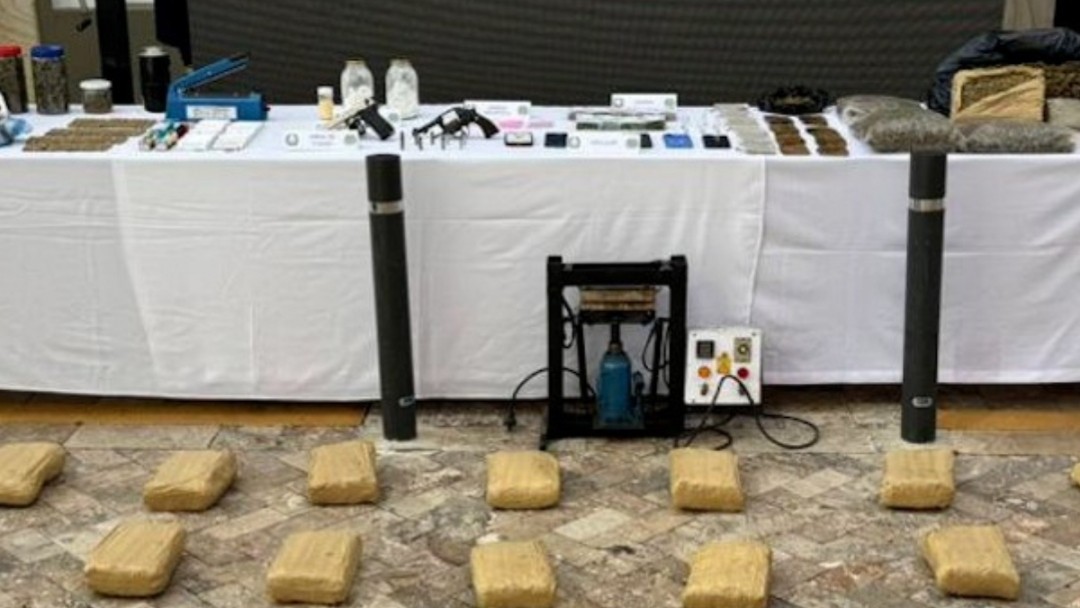 Cae red que vendía drogas con “sabores frutales” dentro de universidad en Bucaramanga