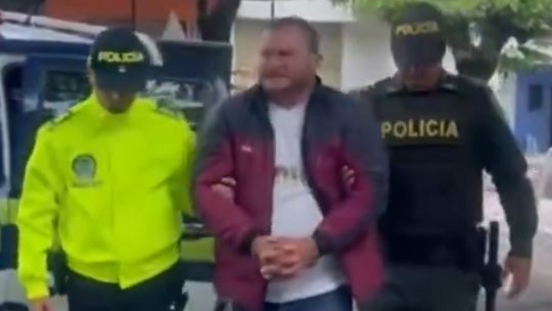 Capturan a alias ‘El Conejo’, hermano de ‘Iván Mordisco’ y apoyo clave de su estructura