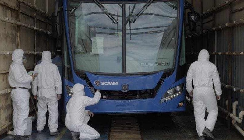 Busscar se levantó de un incendio de la mano con sus trabajadores