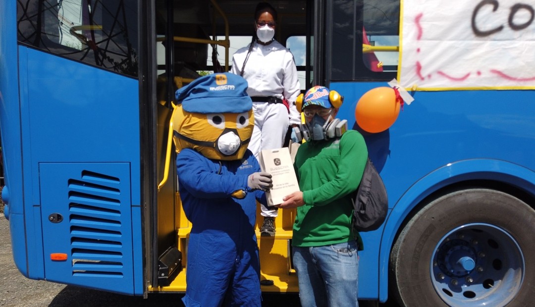 Busscar entrega el Kit de la vida, para todos los colaboradores y sus familias.