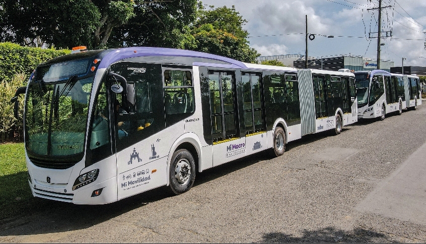 Busscar inicia la entrega de Articulados a Guadalajara
