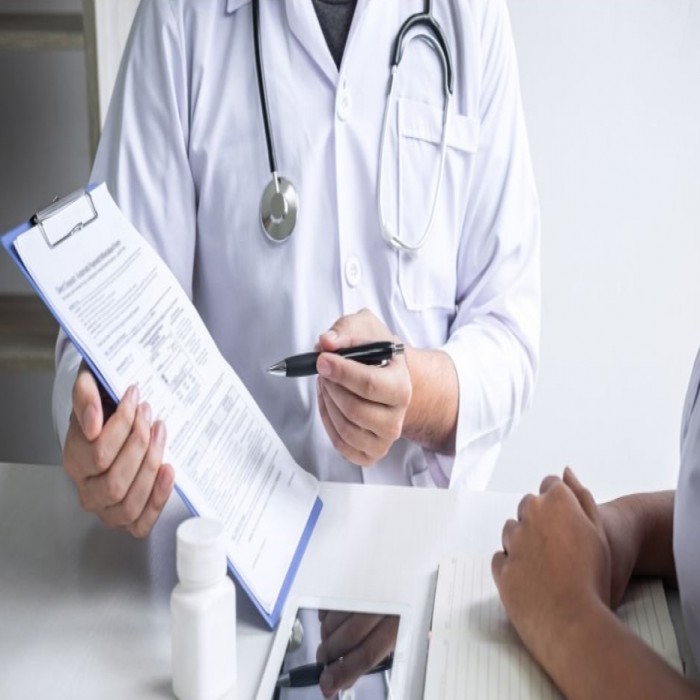 LA IMPORTANCIA DE SEGUIR LAS INDICACIONES MÉDICAS Y FARMACÉUTICAS EN EL USO DE MEDICAMENTOS