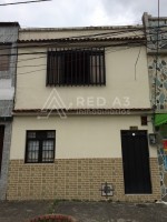 Casa para la Venta en el Barrio Alfonso Lopez