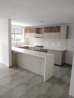 Red A3 Inmobiliarios Vende Apartamento en el Sector de Pinares Alto