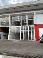 Red A3 Inmobiliarios Arrienda Bodega