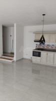 Se Vende Amplio Apartaestudio en la Av. Sur