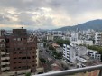 Se Vende Apartamento en Moderno Edificio de Pinares