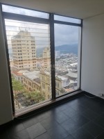 Se Vende Oficina en Edificio Empresarial
