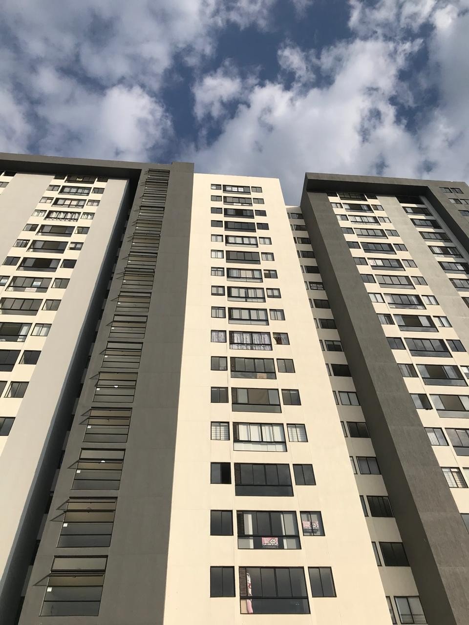 Apartamento en Arriendo ...