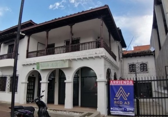 Casa Comercial en Arrien...
