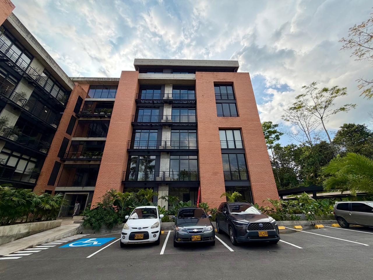 Oficina en Arriendo en C...