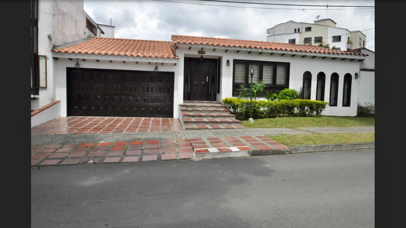 Casa Comercial en Arrien...