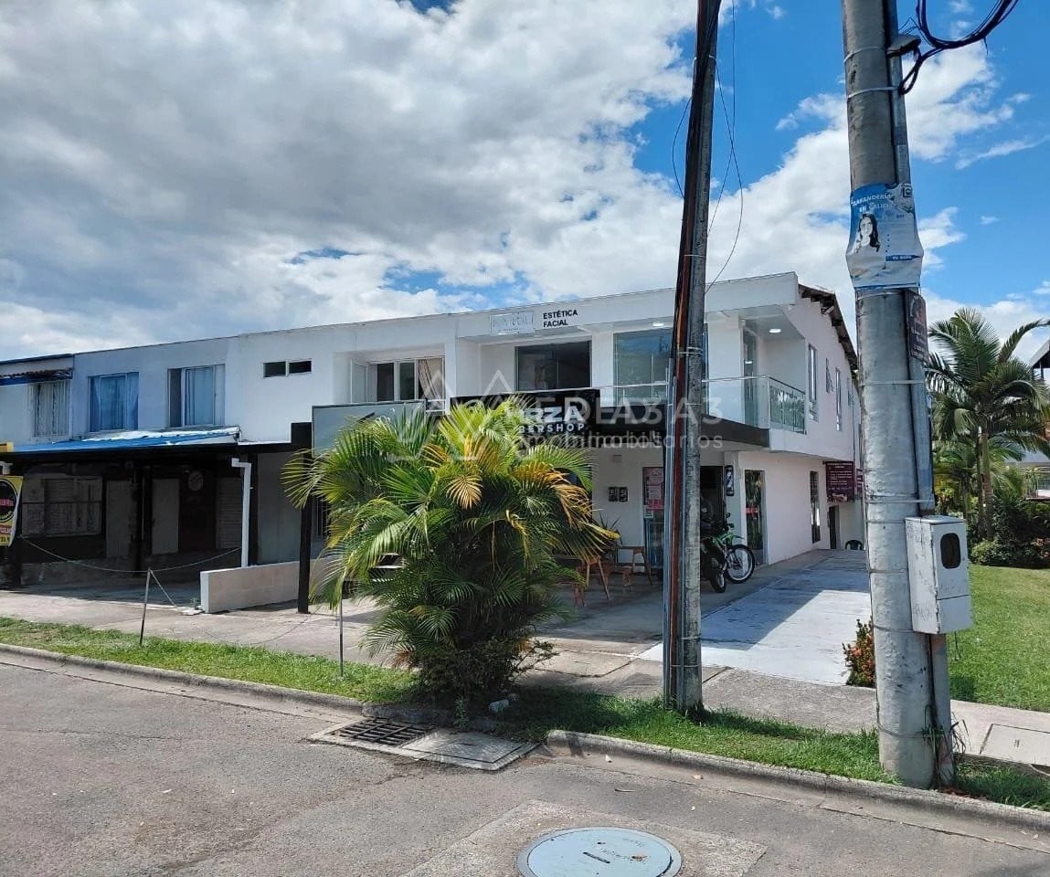 Local Comercial en Arrie...