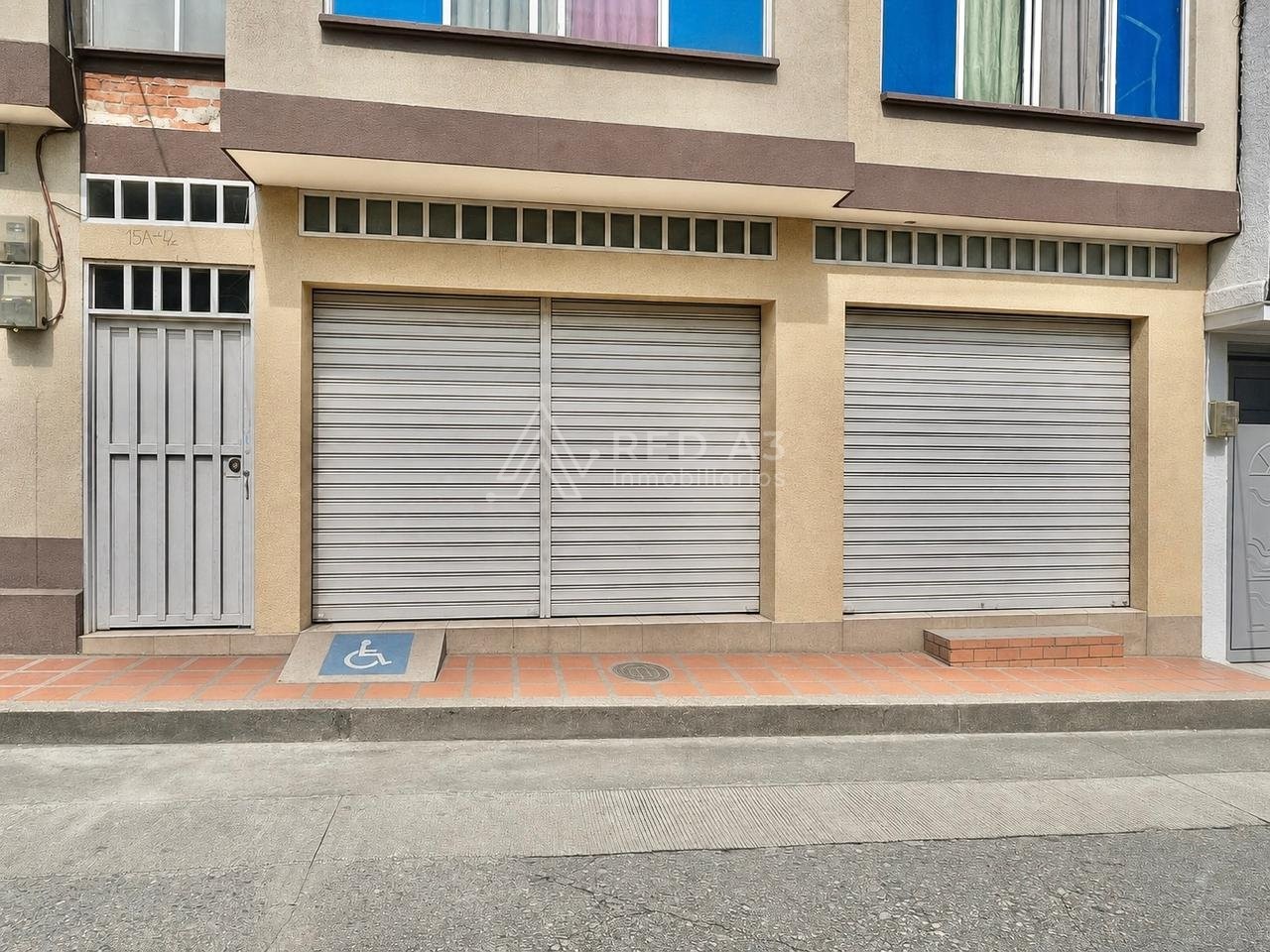 Local Comercial en Arrie...