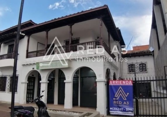 Casa Comercial en Arrien...