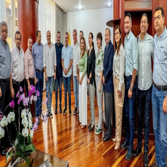 Congresistas de Risaralda reafirmaron su compromiso con los proyectos estratégicos de la región, en la primera reunión del Bloque Parlamentario 2024