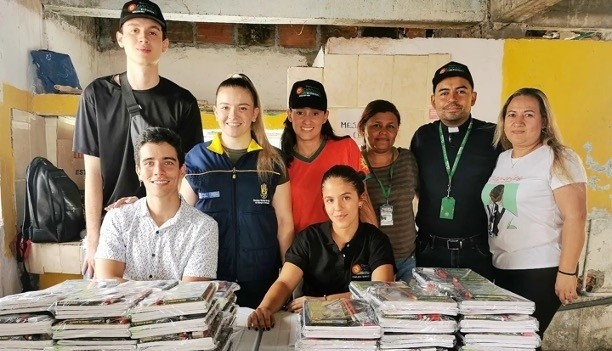 ¡Continuamos Unidos por los niños y niñas del Futuro Bajo! 