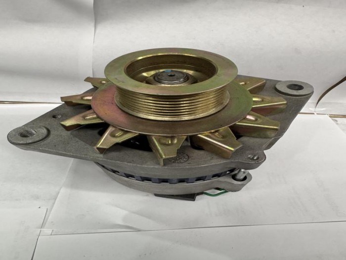 ALTERNADOR A127 24 V
