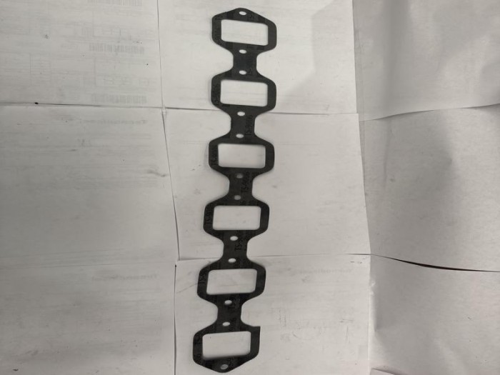 Empaque multiple de escape DX225LC