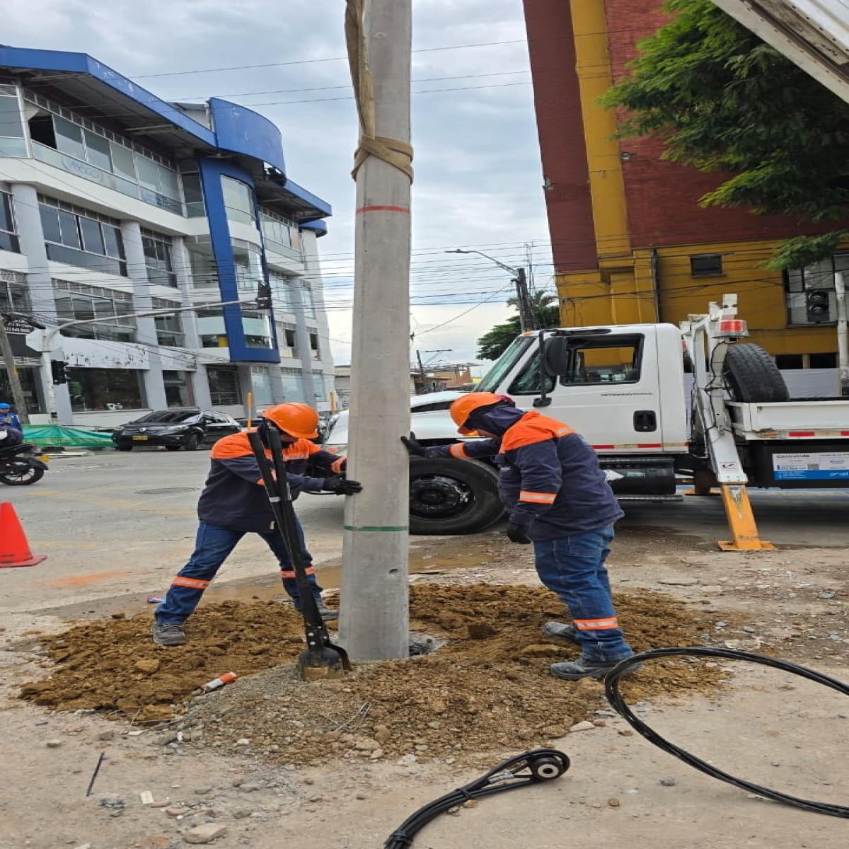Ocho días después del sismo, seguimos trabajando para reconectar a Pereira