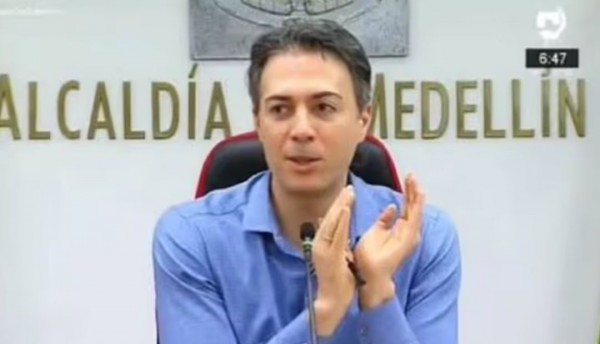 La inesperada renuncia de Daniel Quintero: Un giro en el paisaje político de Medellín