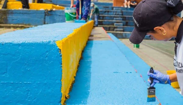 Jornada de embellecimiento llegó hasta el Parque Galán