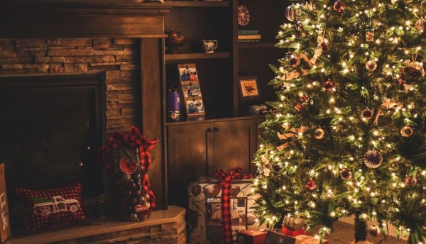 Consejos del feng shui para un árbol de navidad lleno de buena suerte y prosperidad