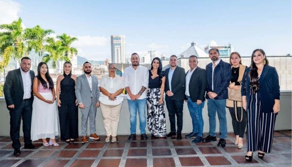 El Gobernador Juan Diego Patiño posesionó a la secretaria de Mujer, Familia y Desarrollo Social y directores del gabinet