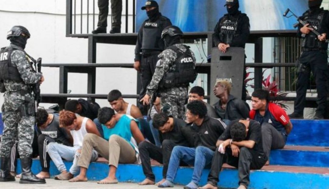 Ola de violencia en Ecuador, once muertos, 70 detenidos y 130 guardias secuestrados generan temor en Guayaquil
