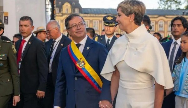 Presidencia responde a cuestionamientos sobre gastos de la primera dama, Verónica Alcocer