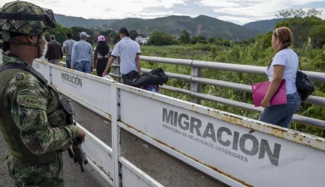 Preocupaciones de migrantes venezolanos ante la falta de regularización en Colombia