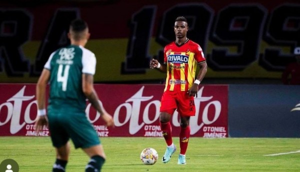 Espectáculo de golazos: Deportivo Pereira y Deportivo Cali firman emocionante empate 2-2