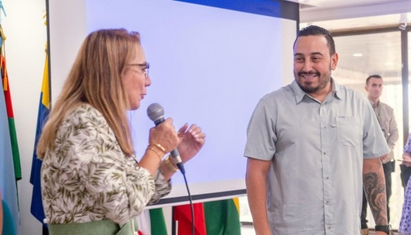 Gobernador le apuesta a una gestión incluyente y descentralizada con las instituciones educativas