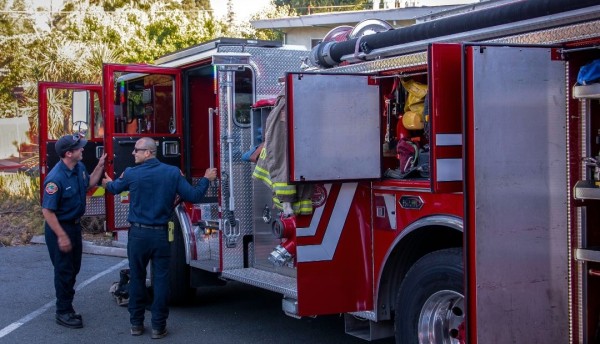 Urgente llamado de atención al Ministro del Interior, 18 vehículos de Bomberos parados por falta de trámites