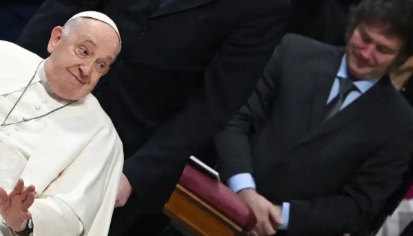 Así fue la reunión entre el papa Francisco y el presidente de Argentina, Javier Milei