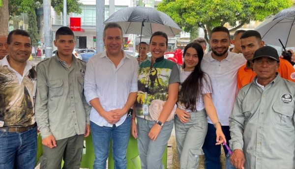 “Pereira al Centro” le ganó espacio a la lluvia y con arte, cultura y gastronomía cautivó a más pereiranos durante la pe