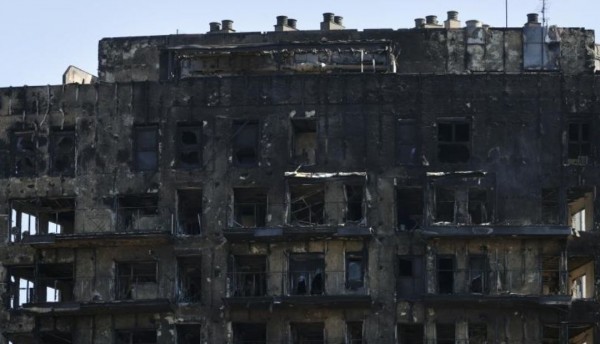 Tragedia en Valencia: cuatro muertos y 14 desaparecidos en incendio de edificio residencial