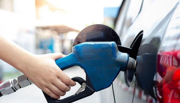 Precio de la gasolina sube $97 antes de terminar febrero: ¿En cuánto queda el galón?