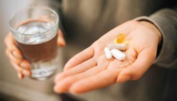 Hombre muere por sobredosis de vitamina D