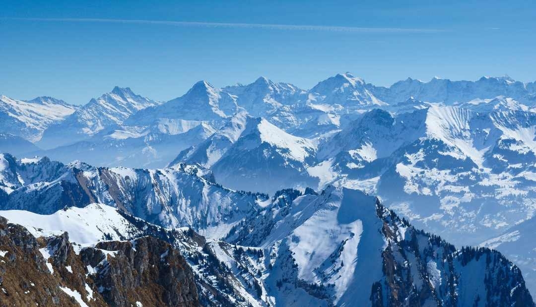 Catástrofe en los Alpes Suizos: Cinco esquiadores fueron encontrados muertos