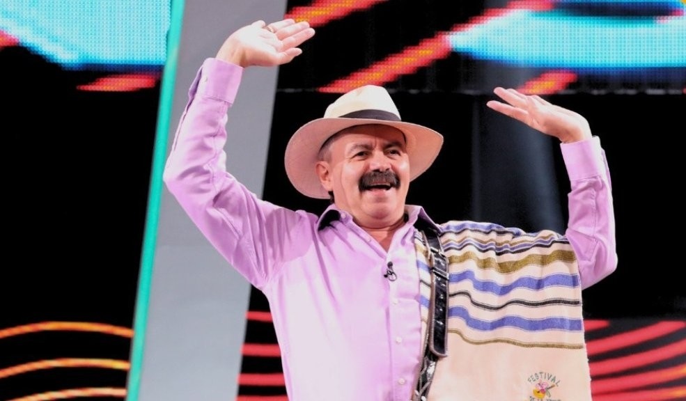 Embargan bienes de humorista 'Carroloco' por posibles nexos con el Clan del Golfo