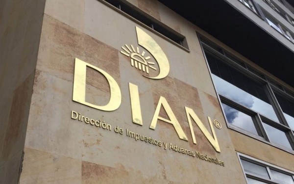 ¿Menos impuestos para las mujeres que para los hombres en Colombia?