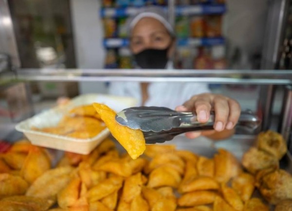 ¿Qué enfermedades se pueden adquirir por comer en la calle?
